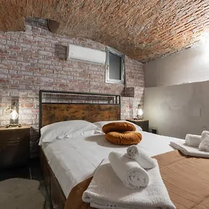 Statuto Apartment Florenz